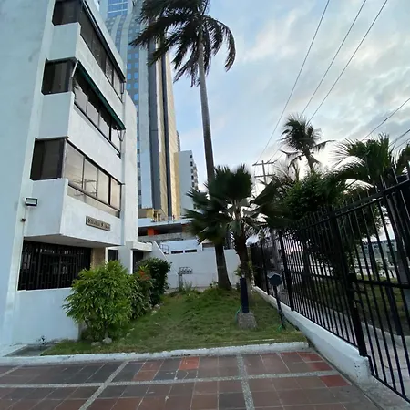 Open Sea House Apartamento *